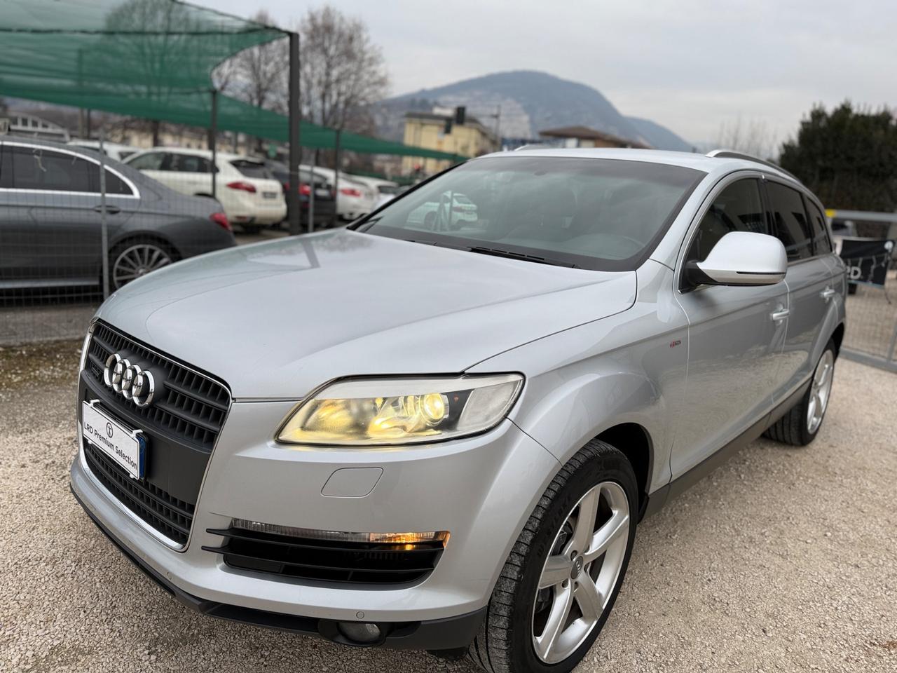 Audi Q7 3.0 V6 TDI 240 CV quattro S-Line 7 posti