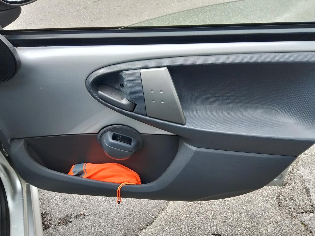 Citroen C1 1.0 5 porte airdream CMP-5 AMIC1
