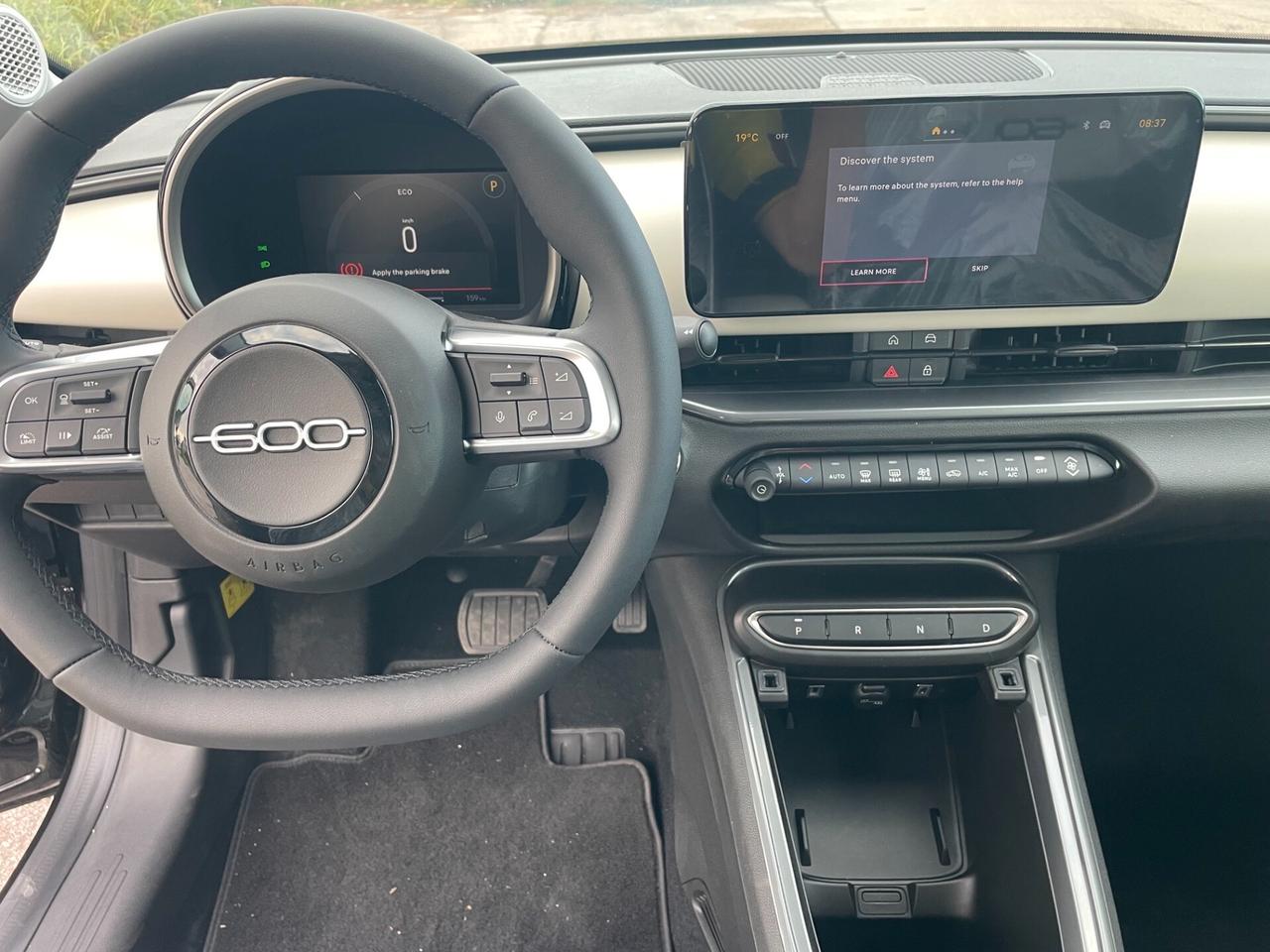 Fiat 600 Hybrid 110 CV DCT MHEV La Prima