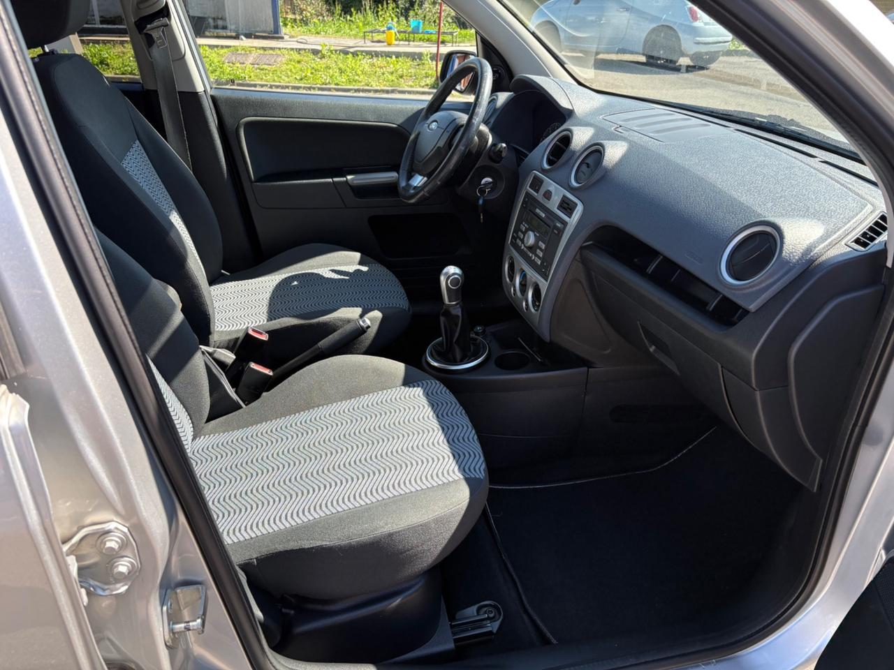 Ford Fusion 1.4 16V aut. 5p. Titanium