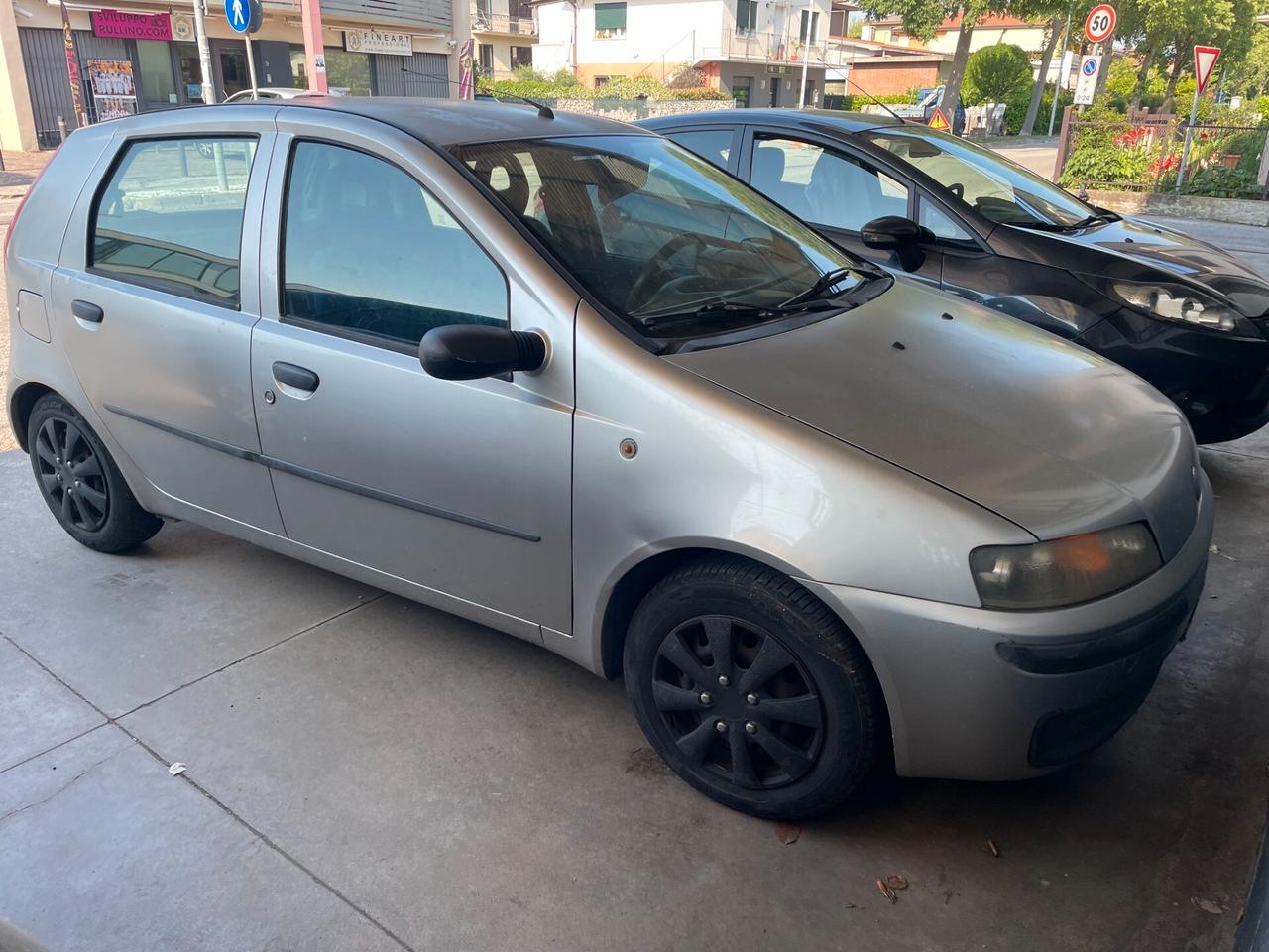 Fiat Punto 1.2i cat 5 porte ELX