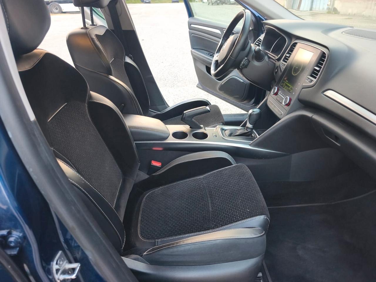 Renault Megane 2018---1.2 Benzina Automatica