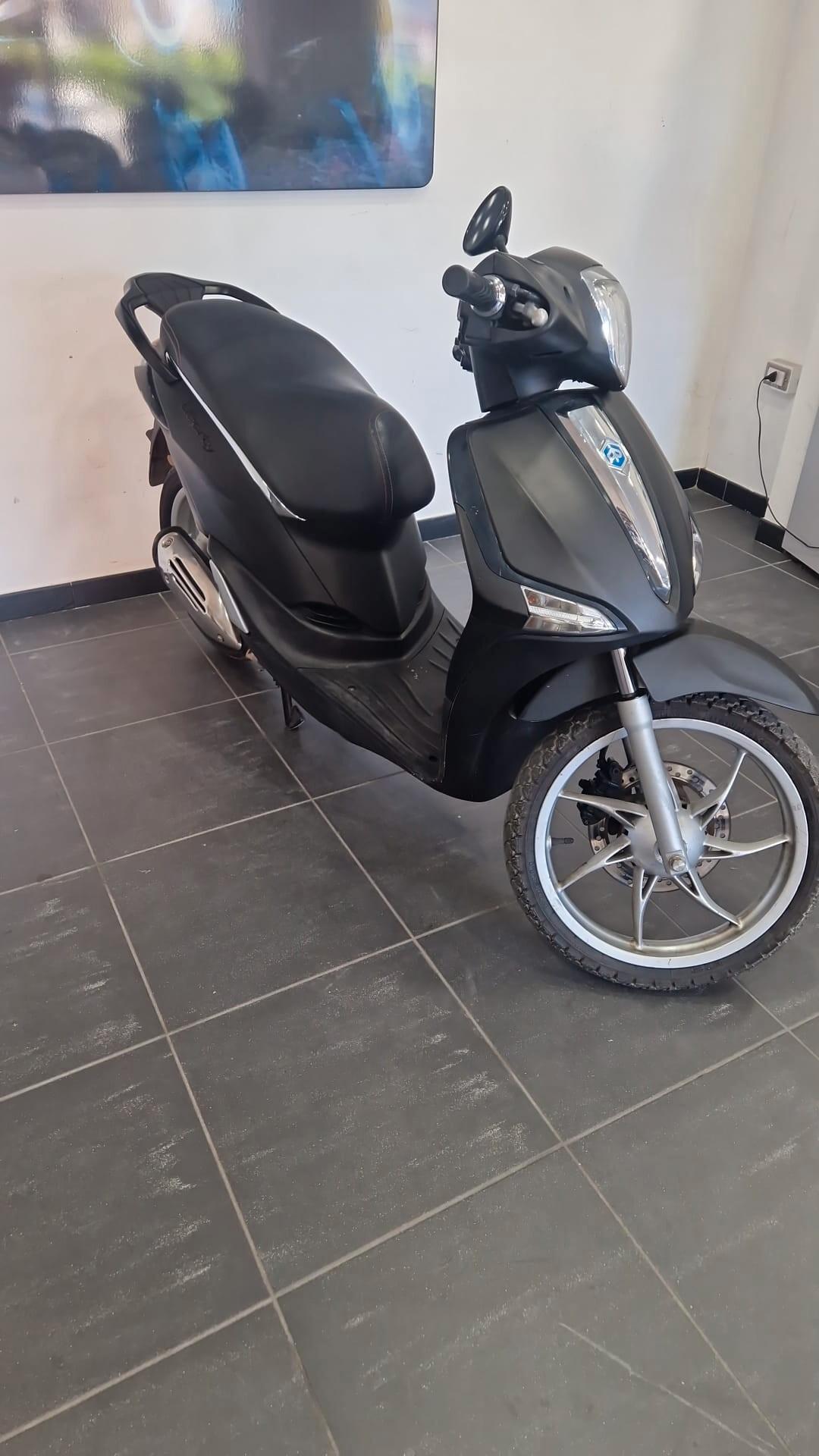Piaggio Liberty 50 BASE