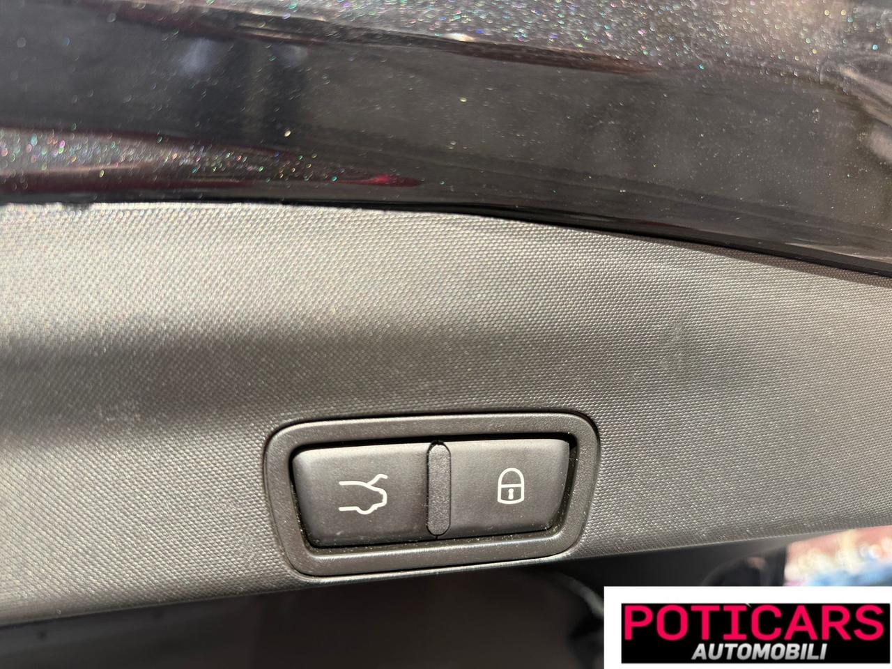 Alfa Romeo Stelvio 2.2 Turbodiesel 160 CV AT8 RWD Business