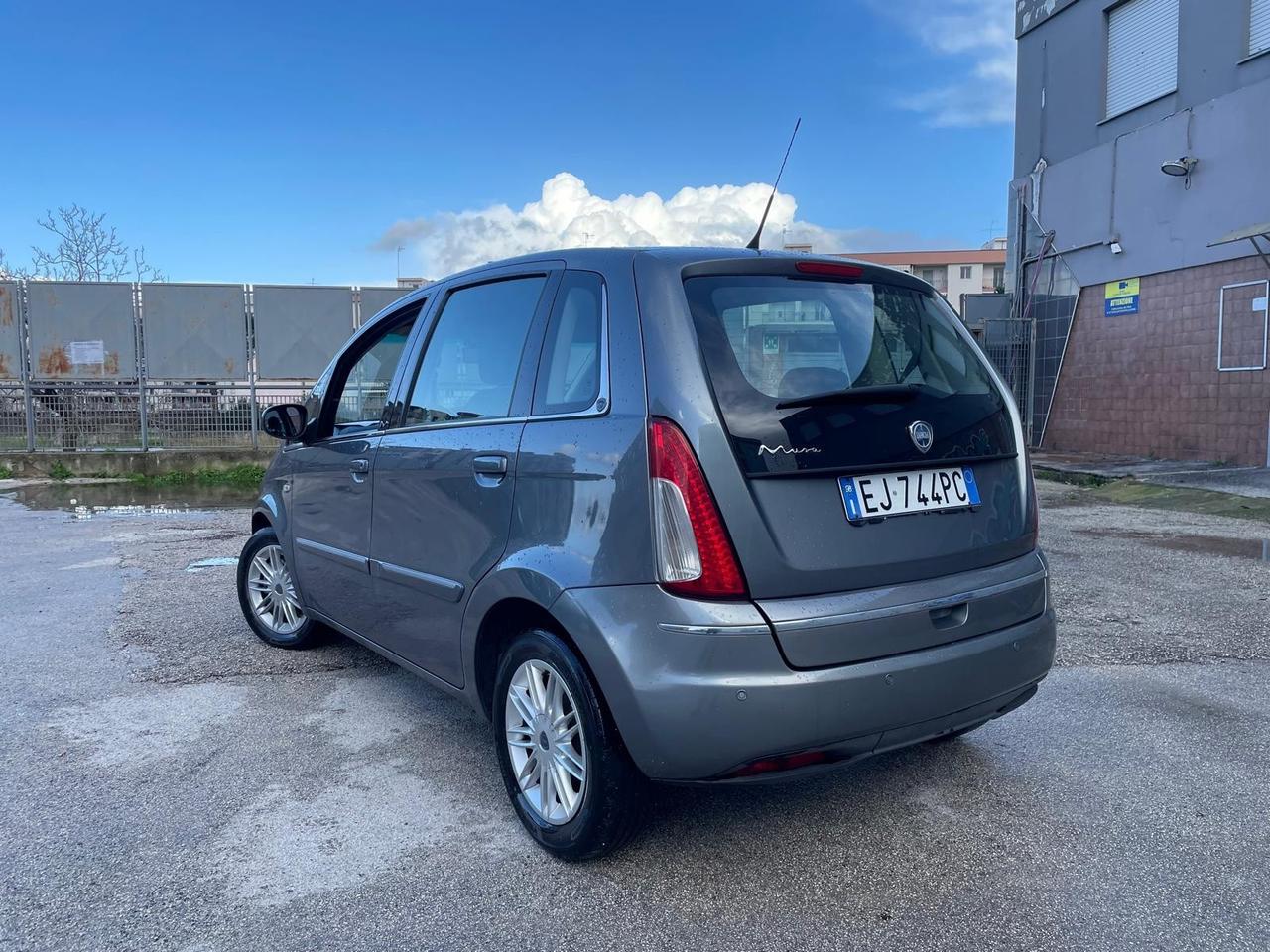 Lancia MUSA 1.3 Mjt 95 CV DFN Diva