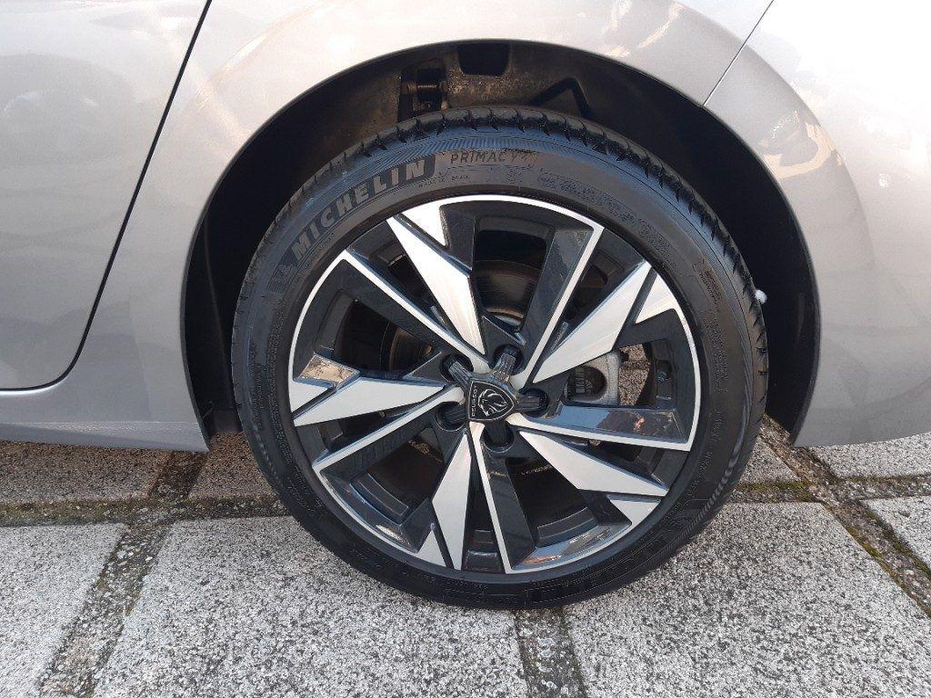 Peugeot 308 BlueHDi 130 S&S EAT8 GT
