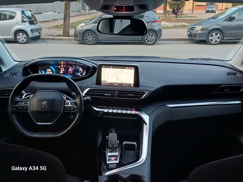 Peugeot 3008 BlueHDi 130 S&S EAT8 Business