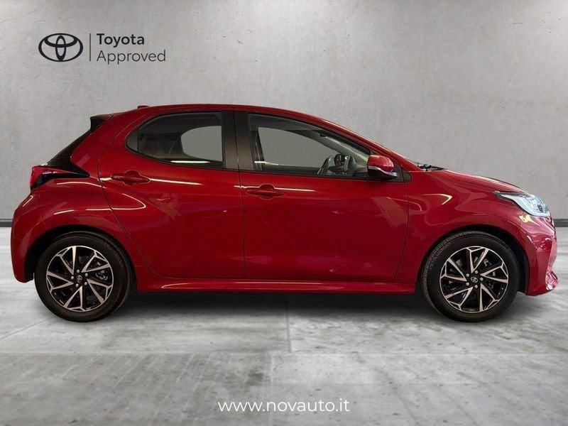 Toyota Yaris Hybrid Trend MY22