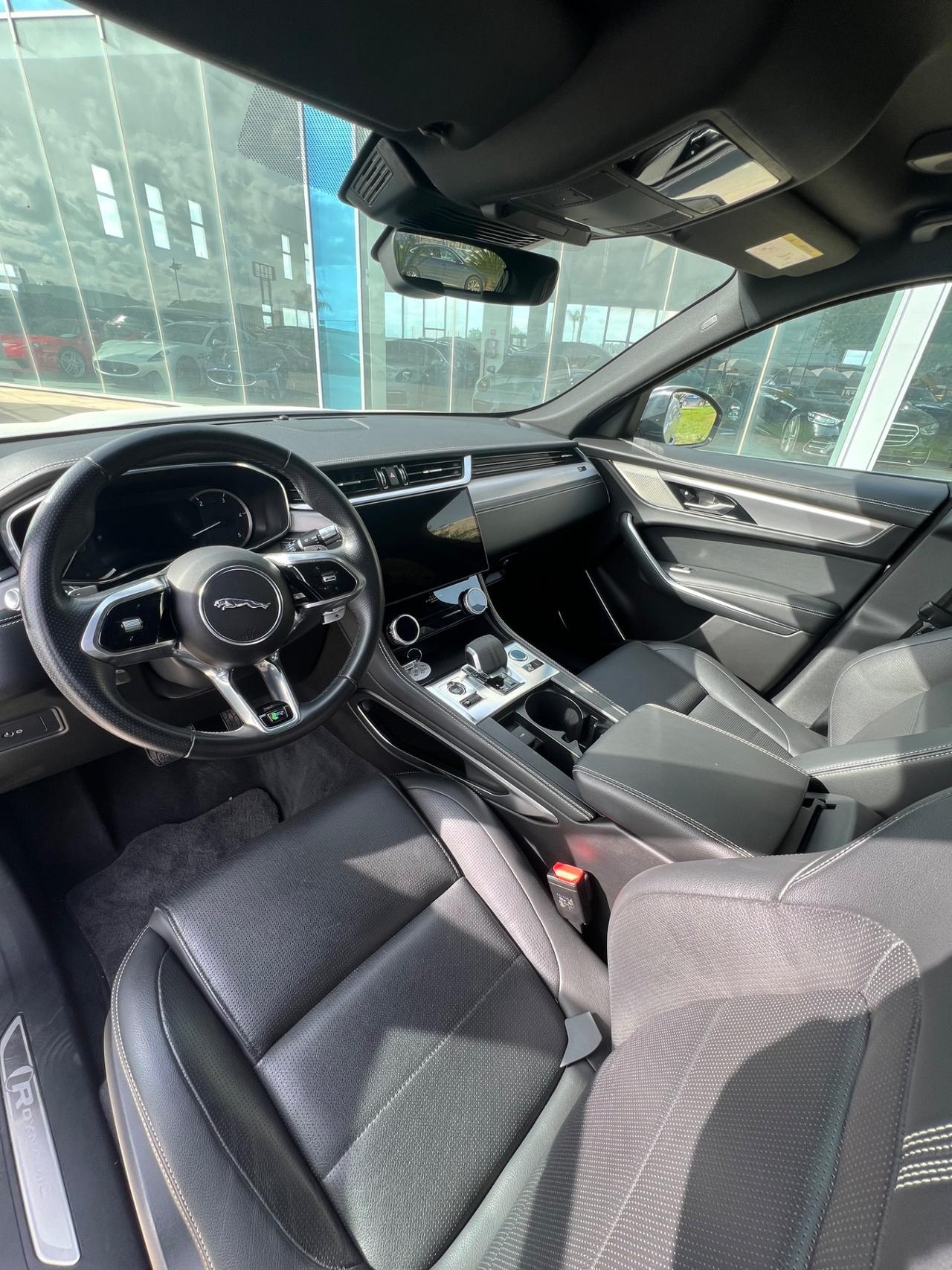 Jaguar F-Pace R-Dynamic S awd offerta T-Stock prezzo imperdibile