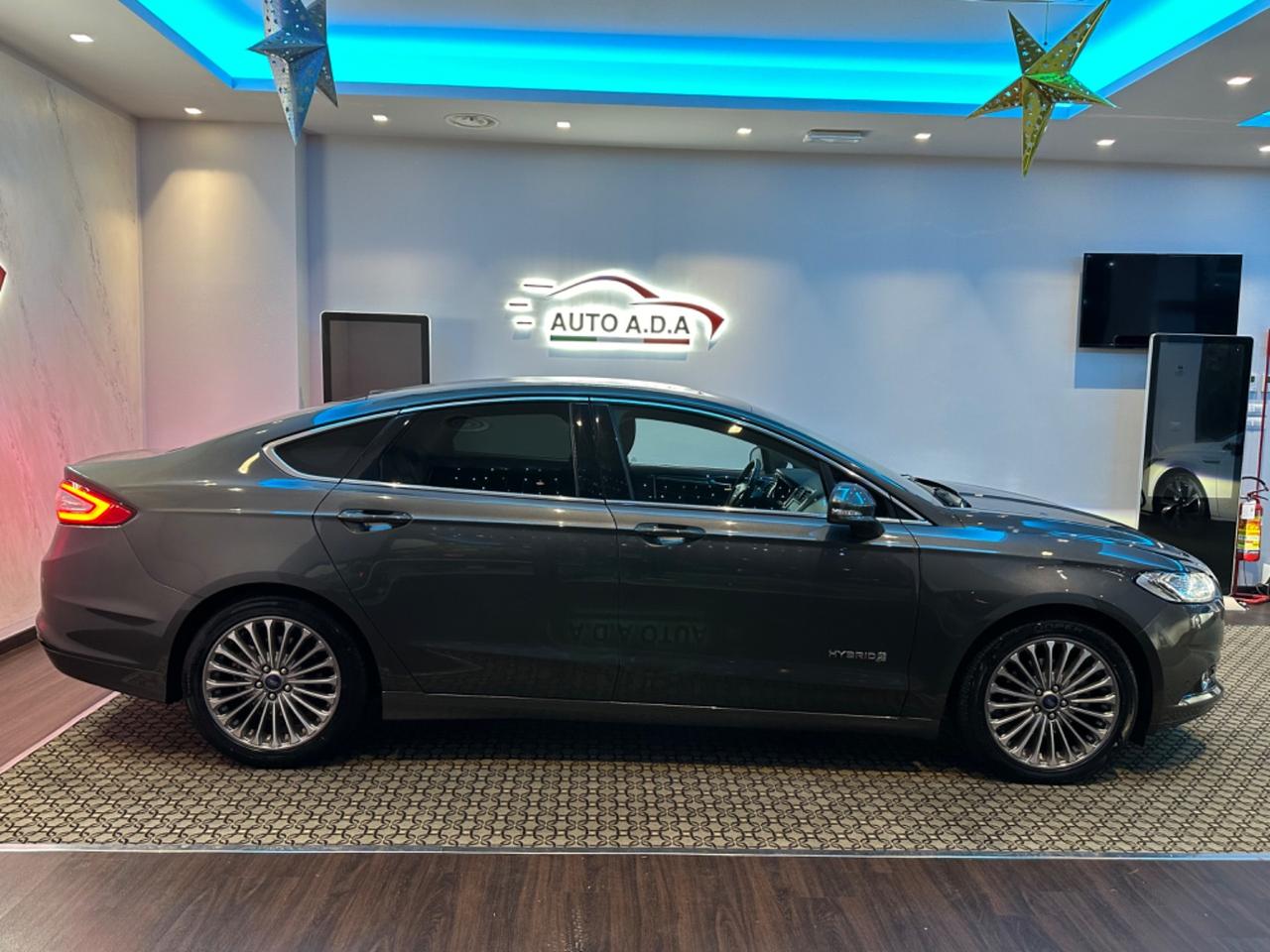 Ford Mondeo Full Hybrid 2.0 187 CV eCVT 4 porte Titanium Business