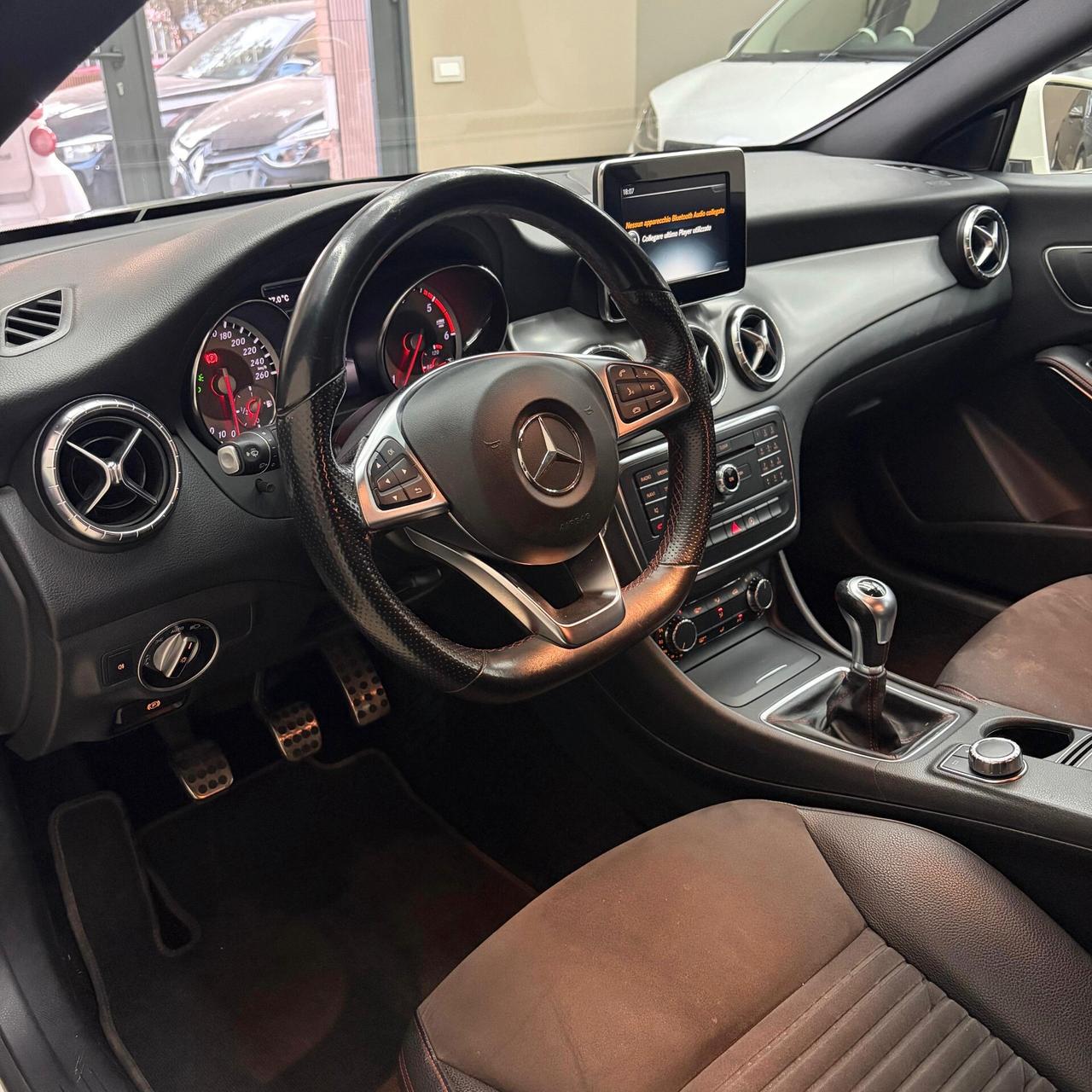 Mercedes-benz CLA 200 CDI Premium