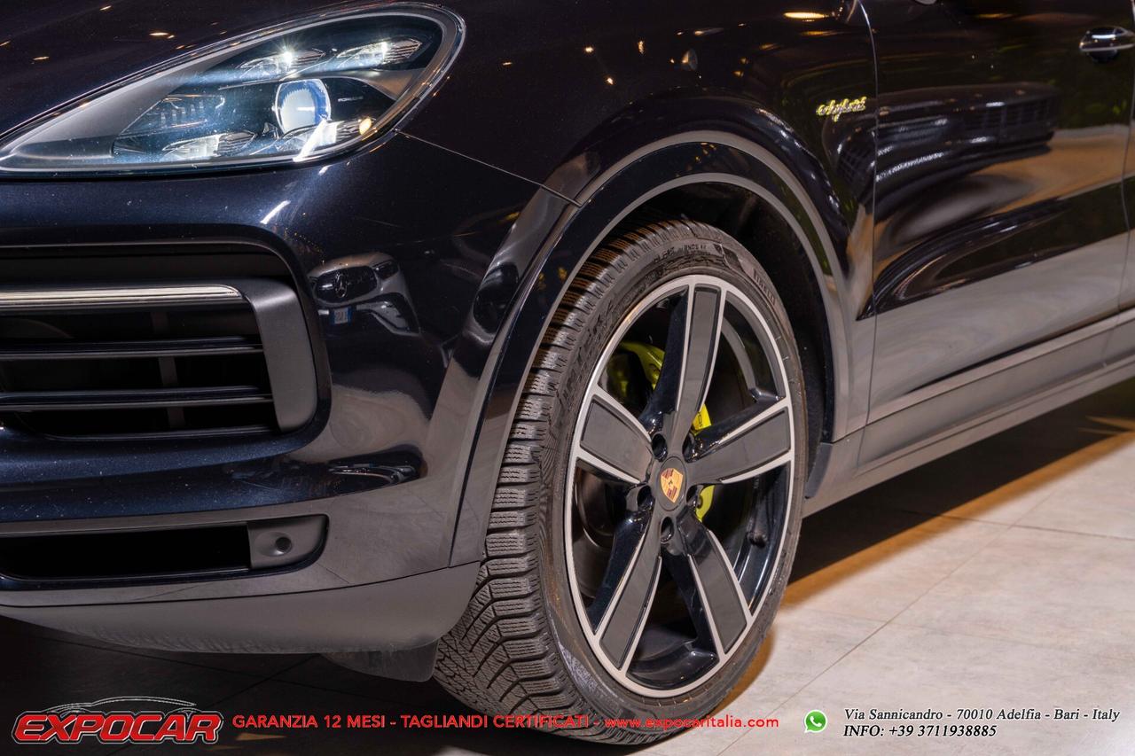 Porsche Cayenne Coupé 3.0 V6 E-Hybrid EXPORT