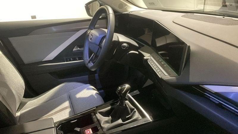 Opel Astra 1.2 Turbo 130 CV Business Elegance