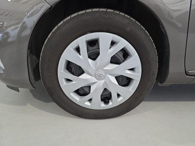 Toyota Yaris 1.5 Hybrid 5 porte Active