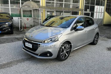 PEUGEOT 208 1° serie PureTech 82 5 porte Allure