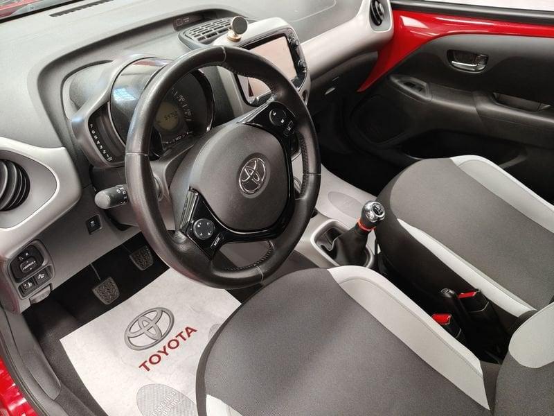 Toyota Aygo 1.0 VVT-i 69 CV 5 porte x-play TTS