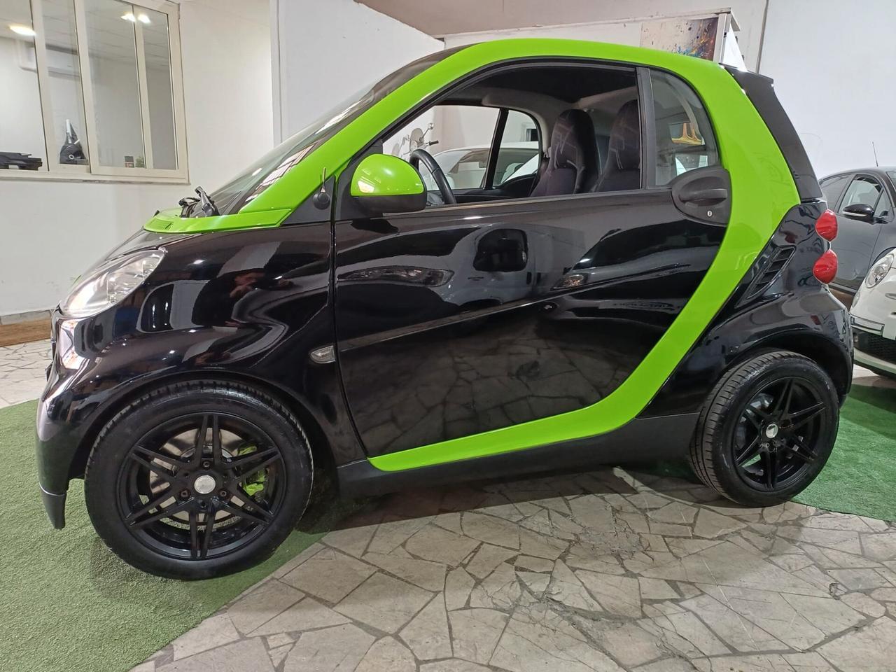 Smart ForTwo Benzina Passion ESCLUSIVA - 2011