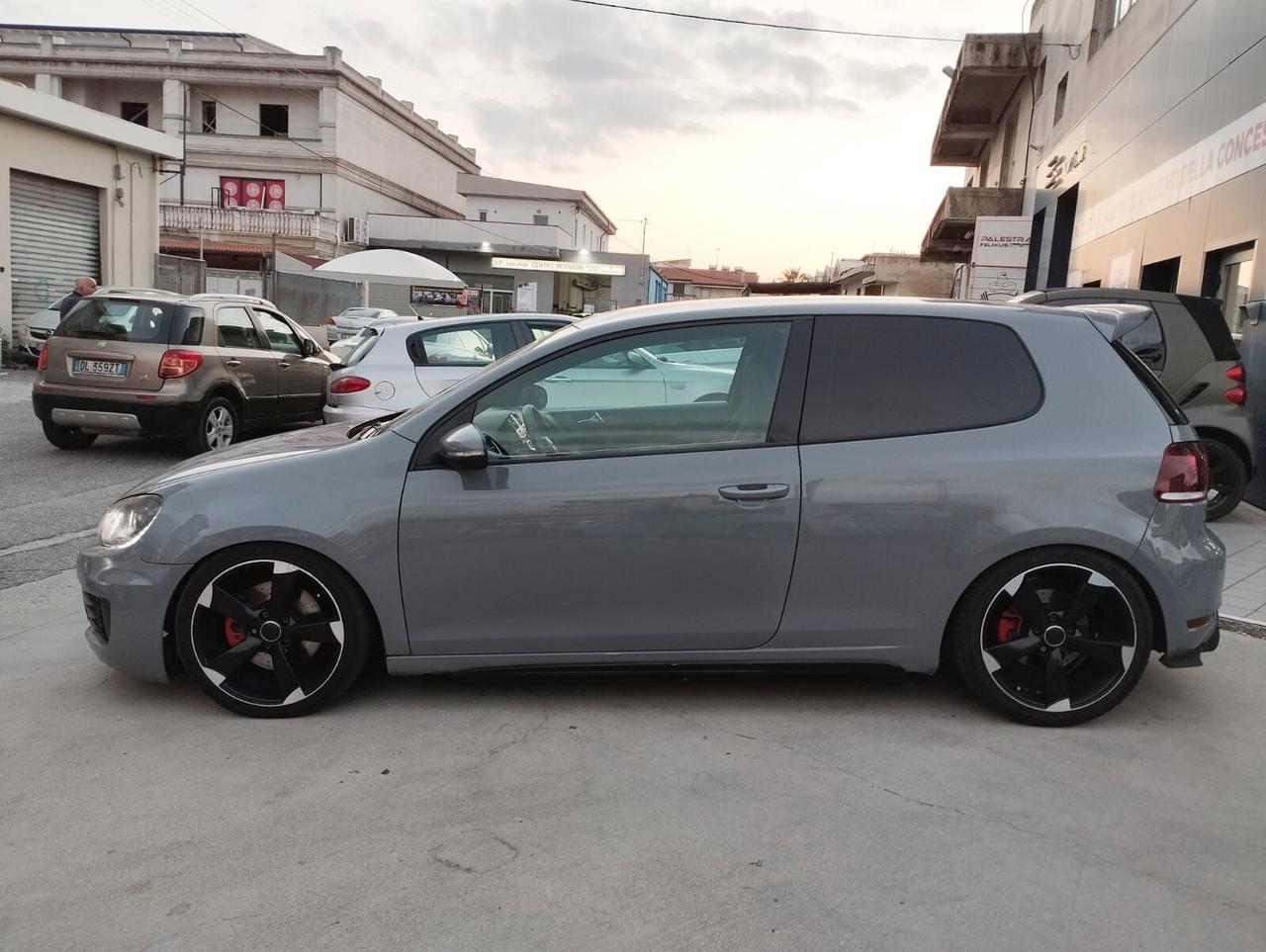 Volkswagen Golf GTI Golf 2.0 TSI 3p. GTI