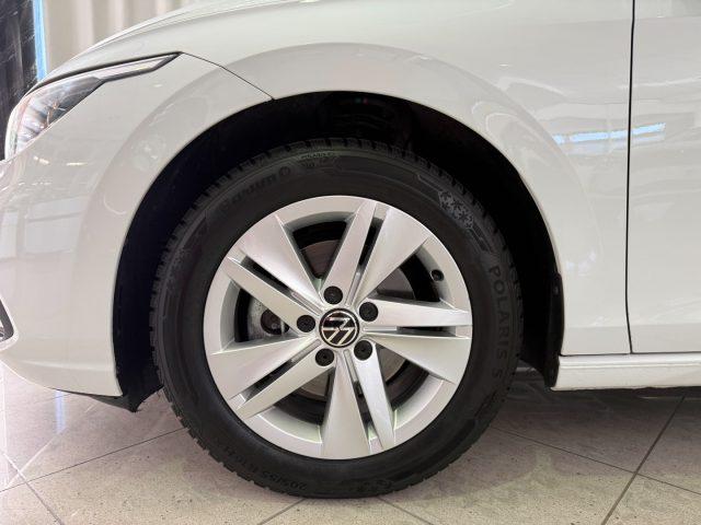 VOLKSWAGEN Golf 1.5 TSI Life NEOPATENTATI LED ACC DAB+