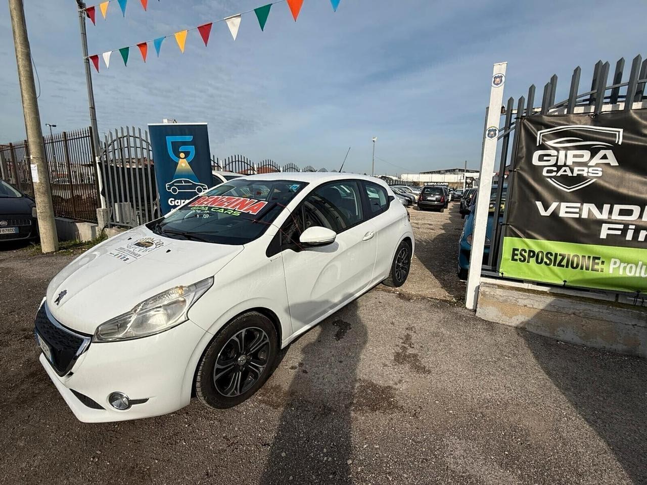 Peugeot 208 PureTech 82 3 porte Allure