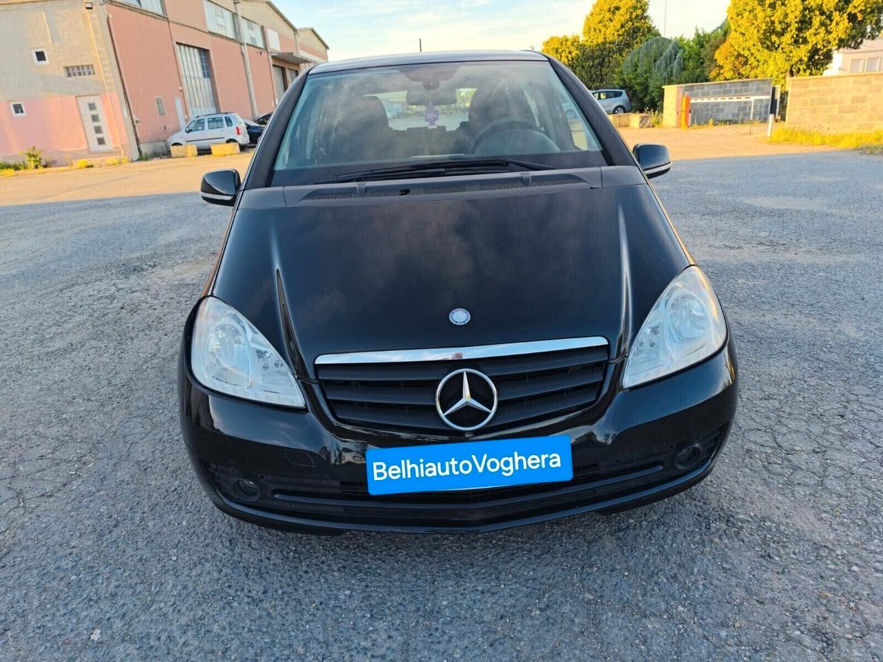 Mercedes-benz (A 160) 2010--1.5 Benzina Neopatentati
