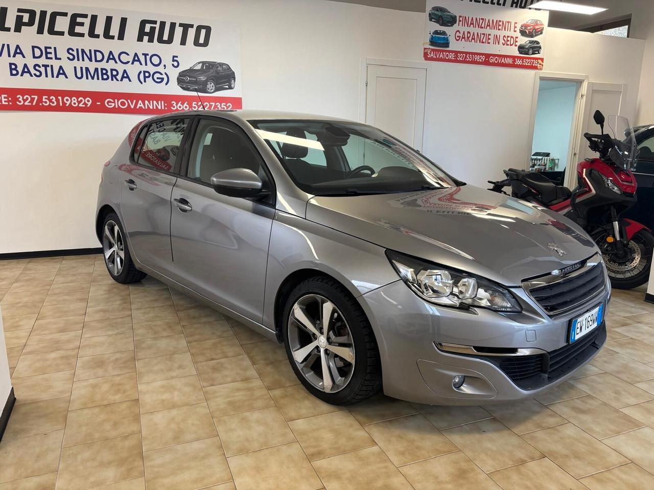 PEUGEOT 308 ANNO 2014 DS 1.6 ADATTA NEOPATENTATI KM 113 MILA