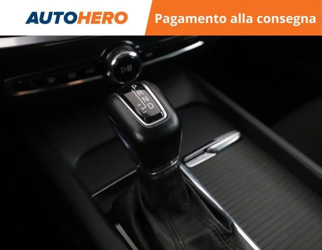 VOLVO V60 D4 AWD Geartronic Momentum