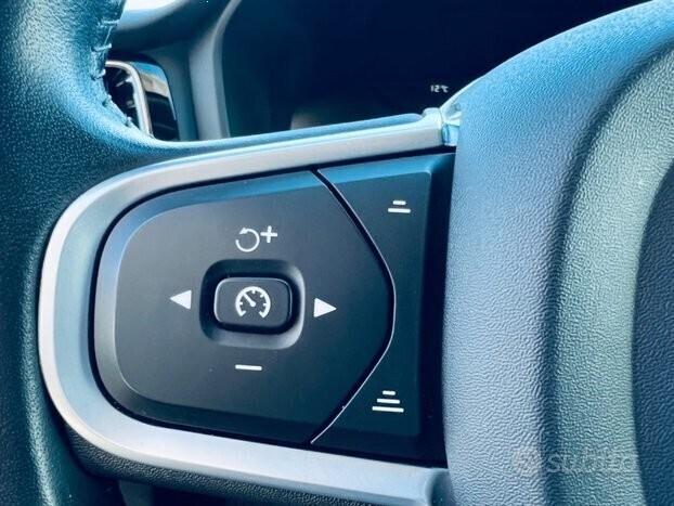VOLVO V60 D3 Geartronic COCKPIT- CARPLAY