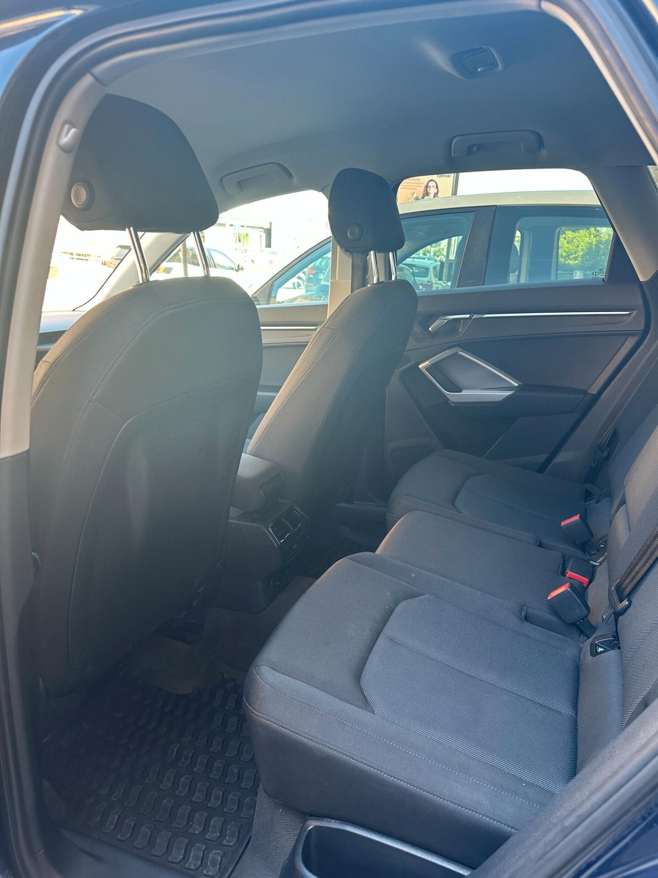 Audi Q3 35 TDI S tronic S line edition