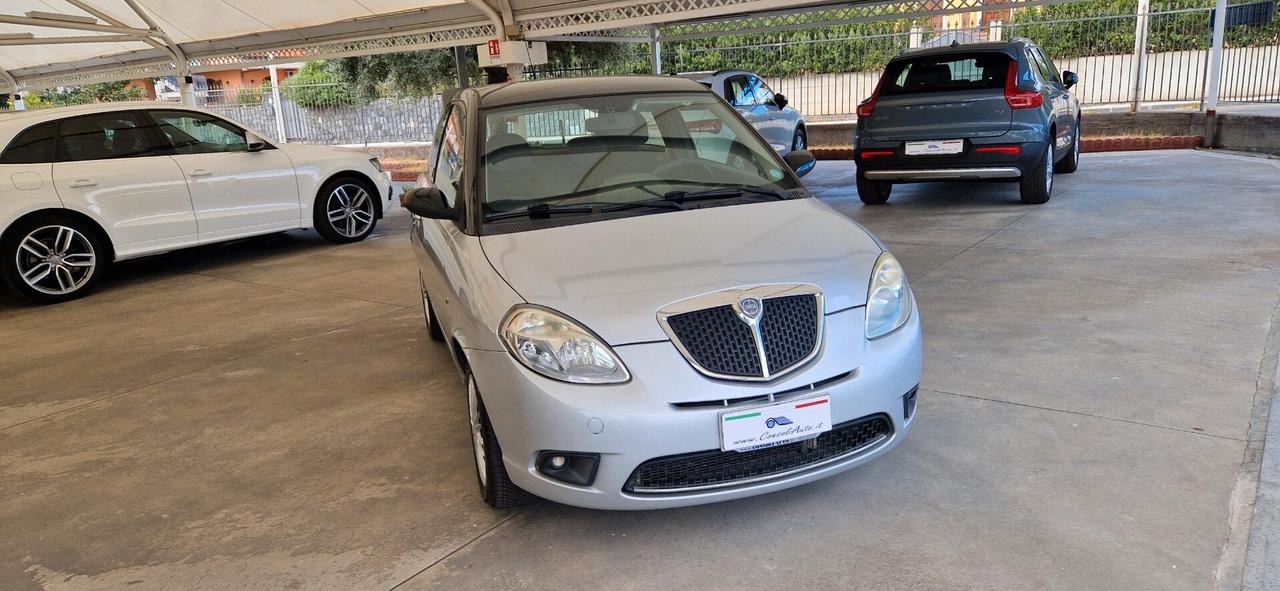 Lancia Ypsilon 1.3 Mjt 75cv BiColore