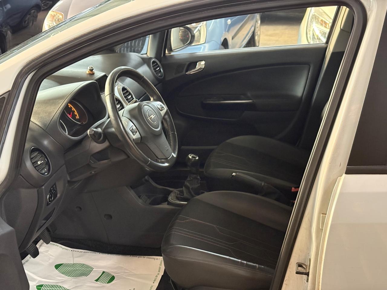 Opel Corsa 1.2 85CV 5 porte GPL-TECH Edition