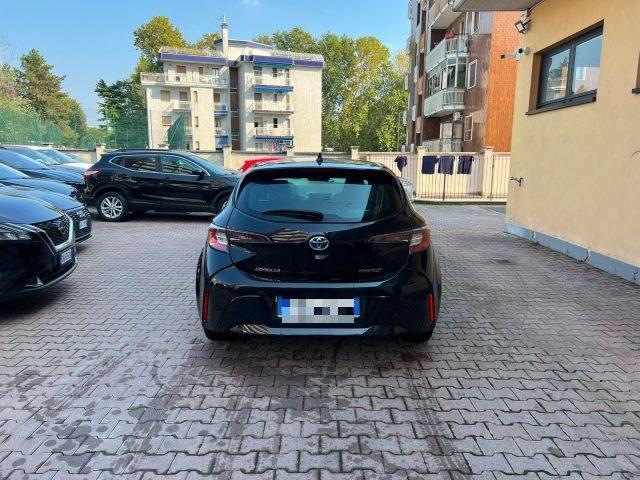 TOYOTA Corolla 1.8 Hybrid Active