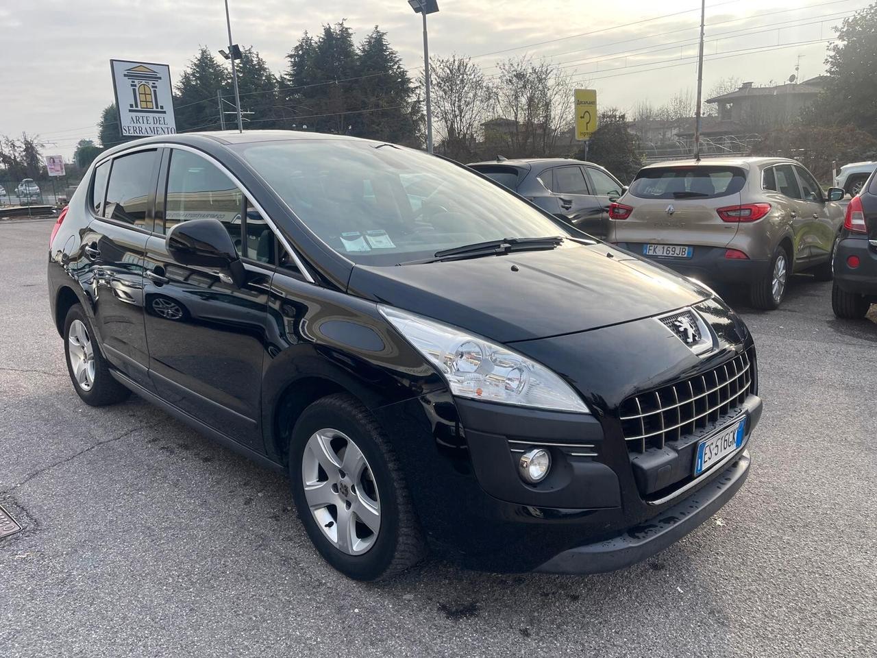 Peugeot 3008 1.6 e-HDi 115CV cambio robotizzato Stop&Start Allure