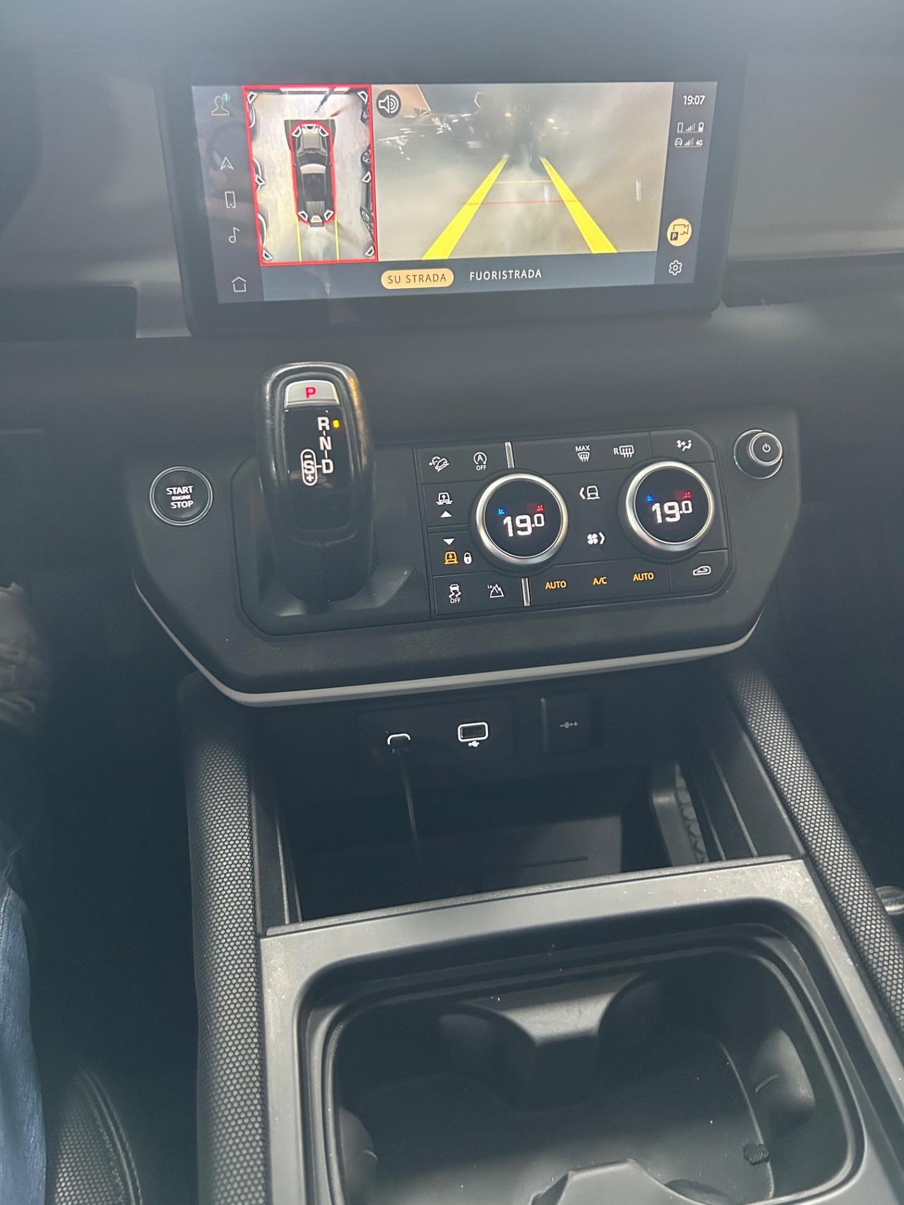 LAND ROVER DEFENDER 3.0d 250 cv - 2022