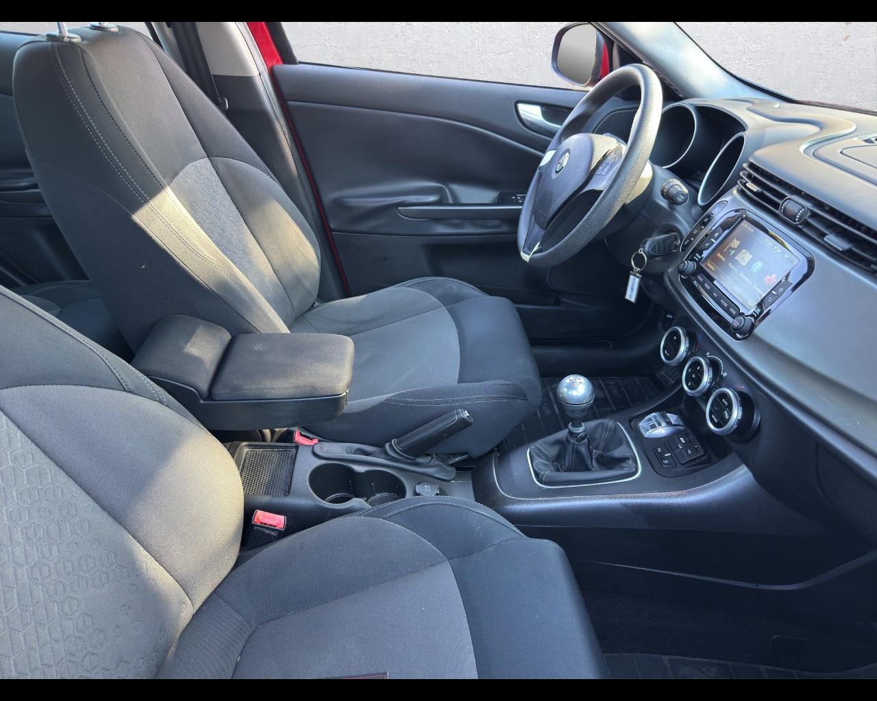 ALFA ROMEO Giulietta (2010-21) - Giulietta 1.6 JTDm-2 105 CV Distinctiv