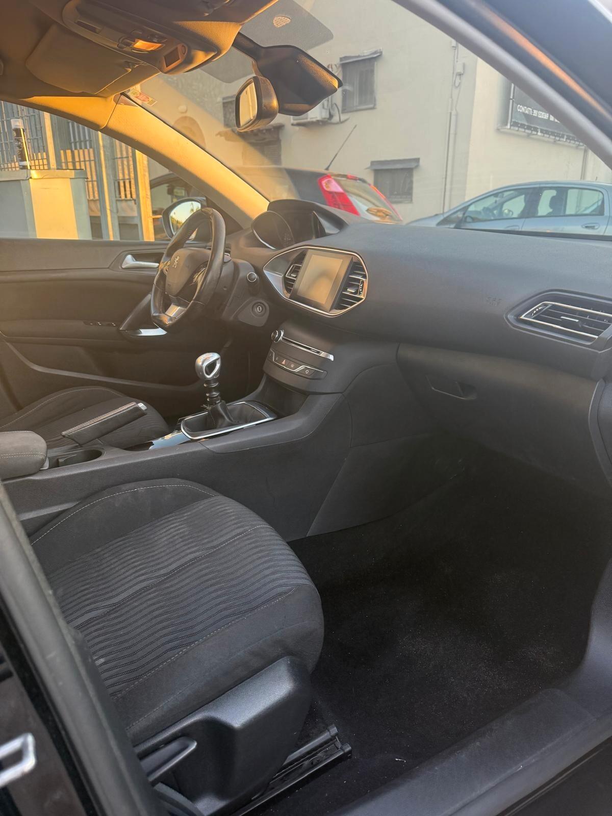 Peugeot 308 BlueHDi 120 S&S EAT6 SW GT Line