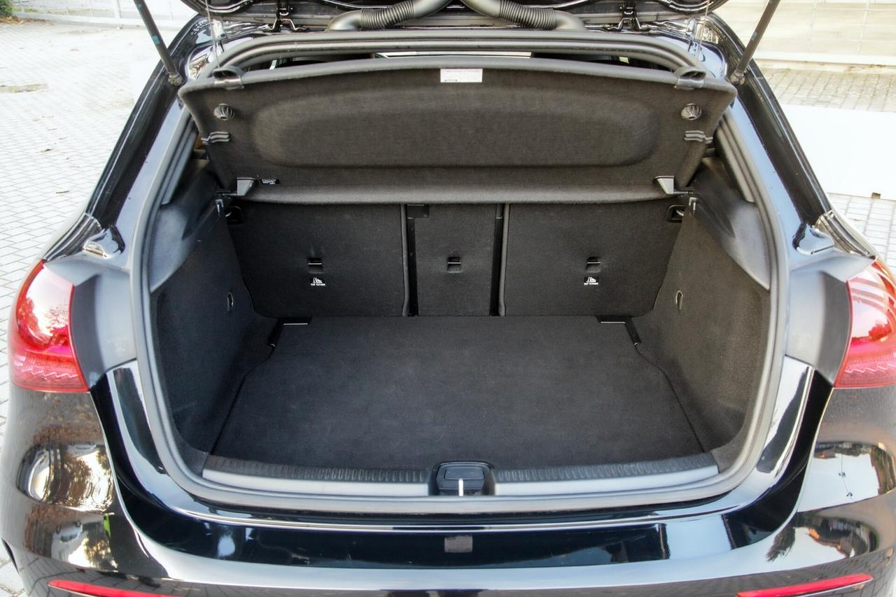 Mercedes-benz A 200 Automatic AMG Line Premium Plus