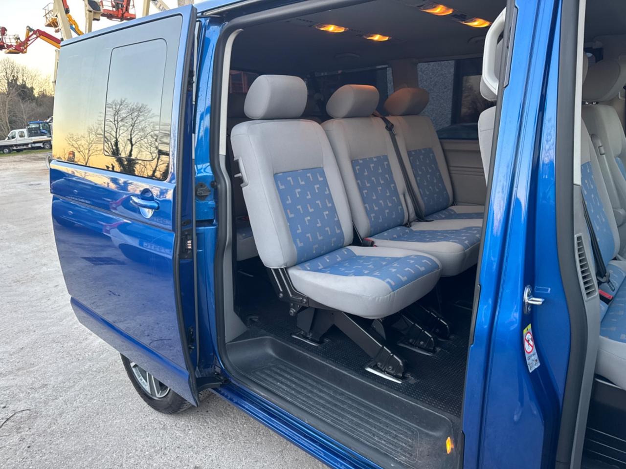 Volkswagen Transporter Caravelle 2.5 TDI/131CV PC Comfortline