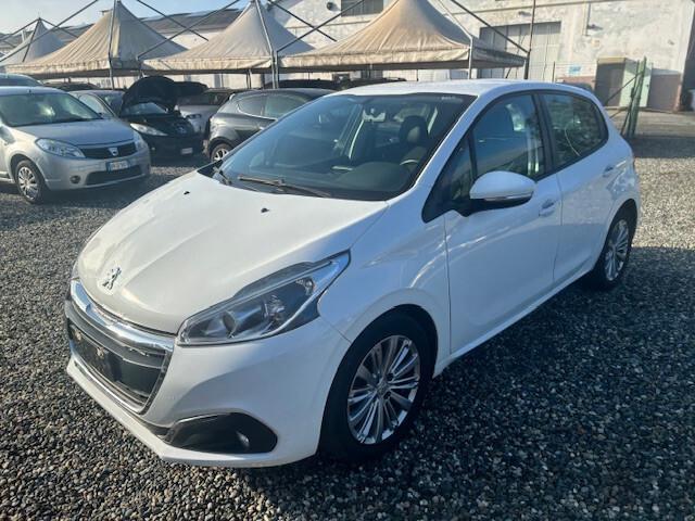 Peugeot 208 PureTech 82 5p. GPL Access