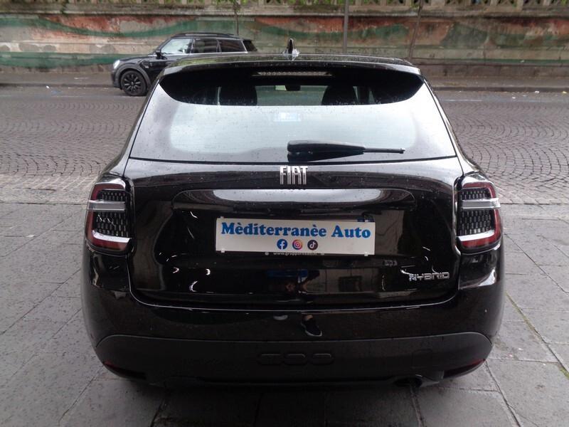 Fiat 600 Hybrid 100 CV DCT soli 11.000 KM