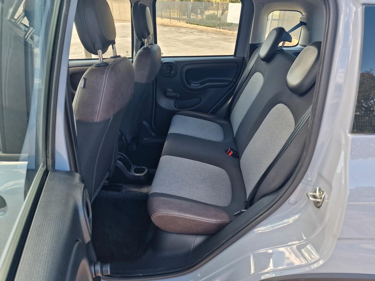 FIAT PANDA CROSS