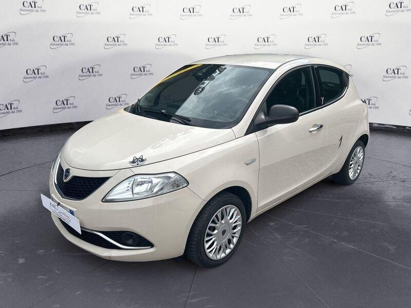 Lancia Ypsilon 1.2 69 CV 5 porte Mya