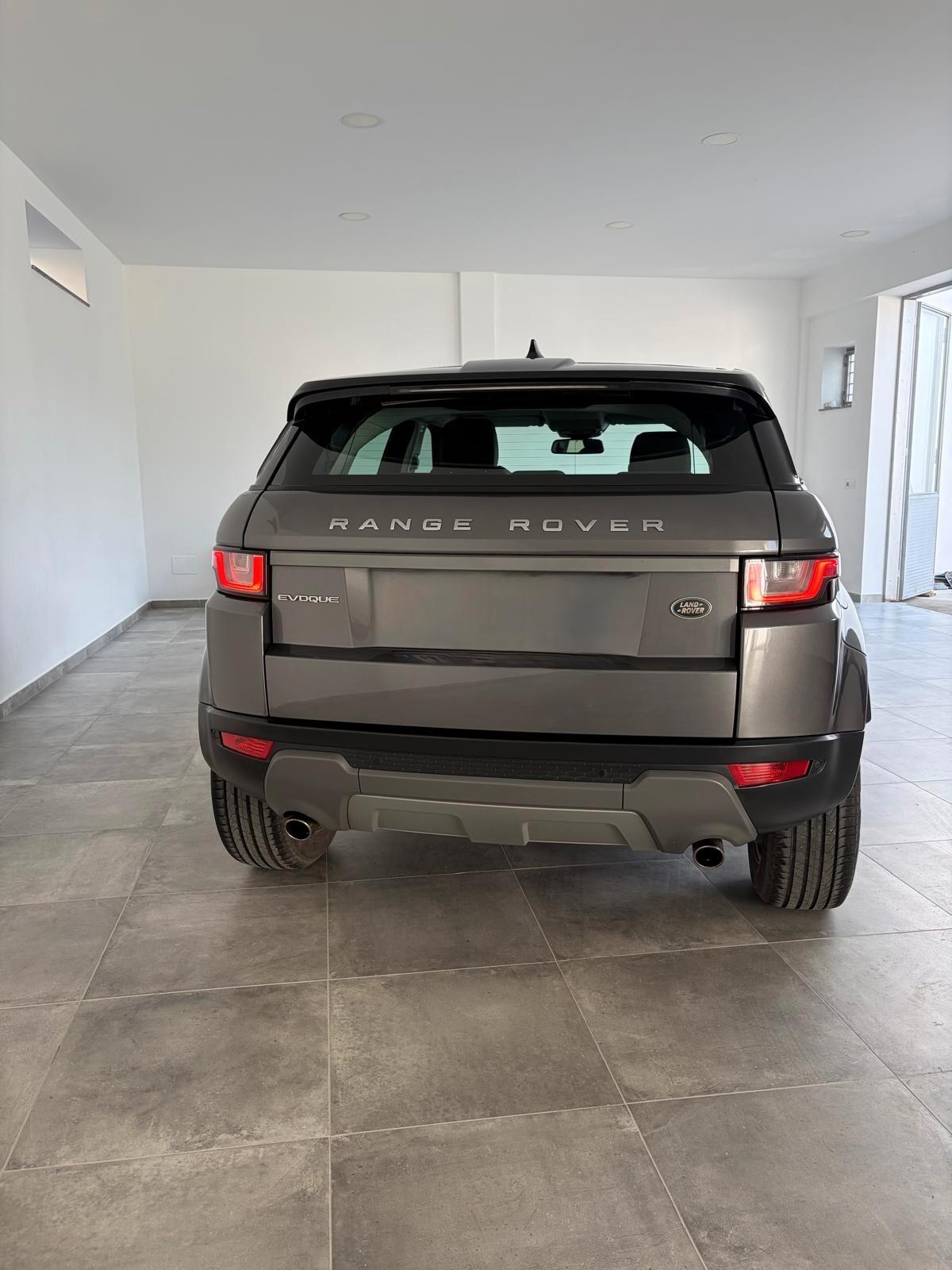 Range Rover Evoque 2.0 TD4 150 CV. SE Dynamic