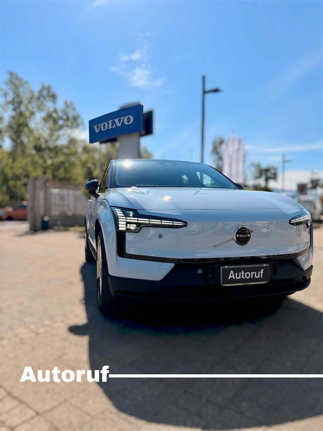 Volvo EX30 PLUS LONG RANGE ELECTRIC 475km