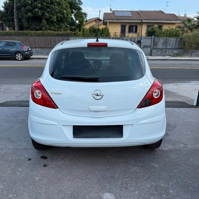 Opel Corsa 1.2 85CV 3 porte GPL-TECH Edition