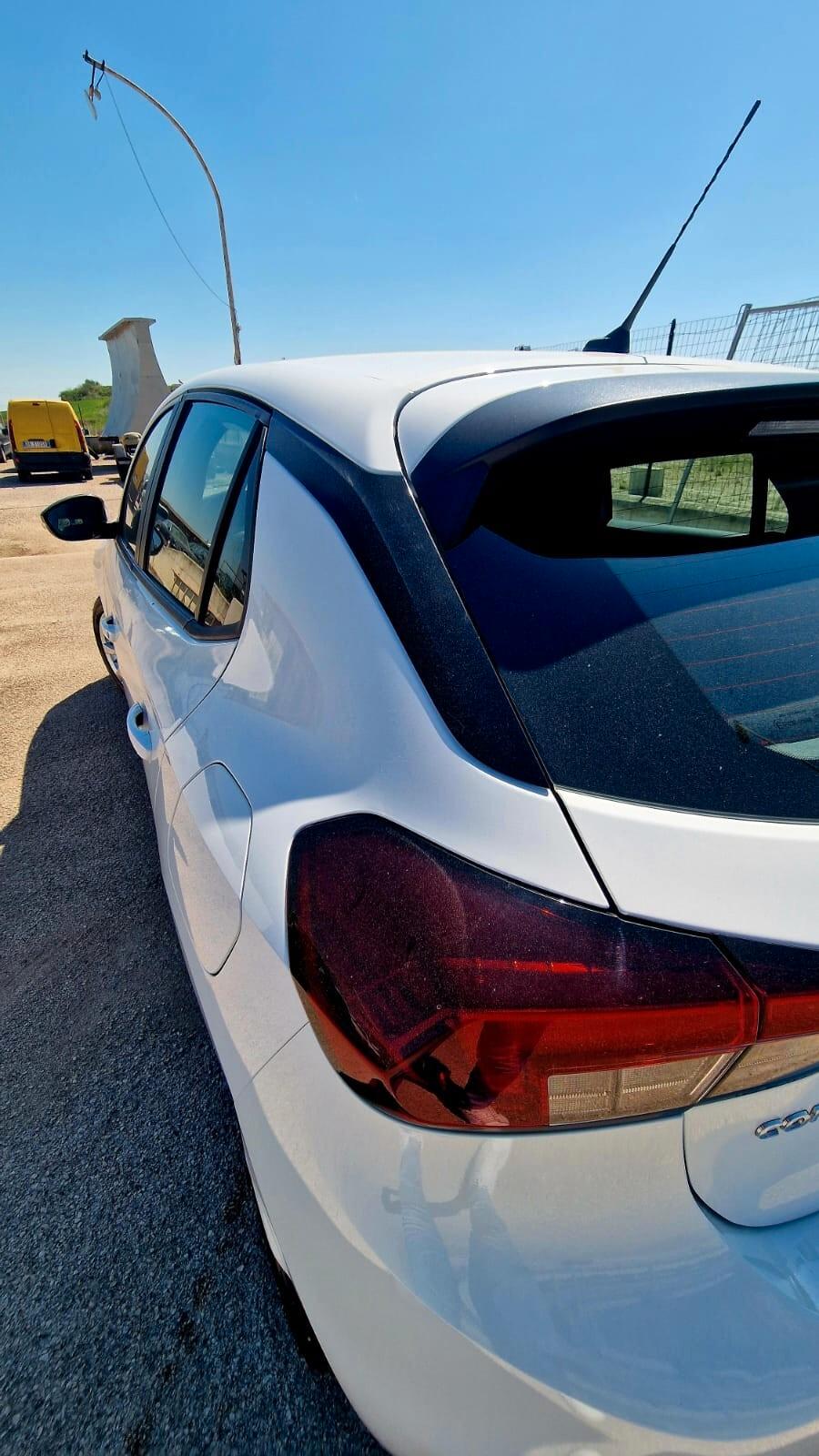 Opel Corsa 1.2 Edition