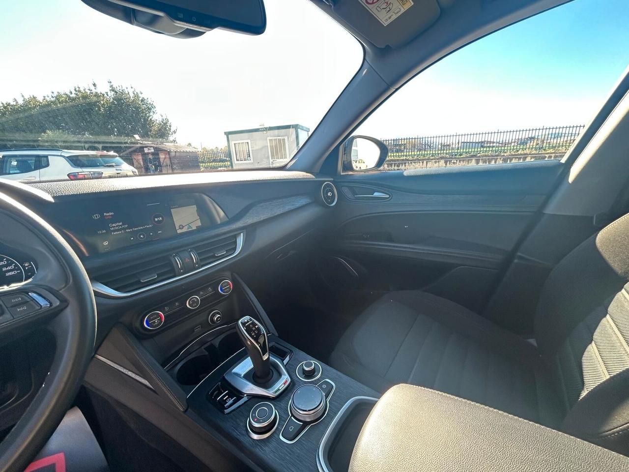 Alfa Romeo Stelvio 2.2 Turbodiesel 160 CV AT8 RWD Business