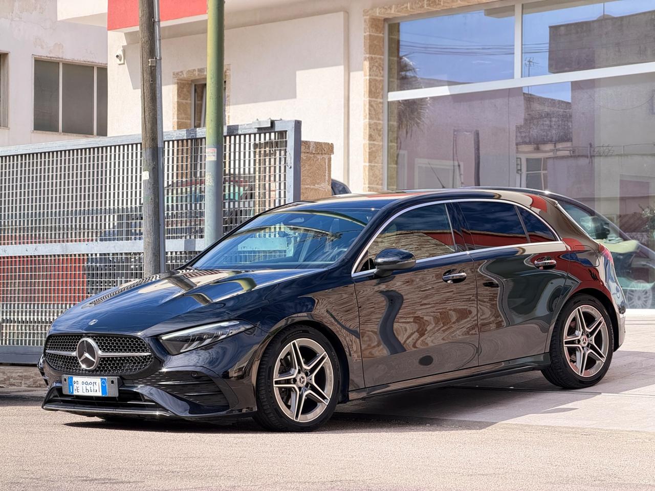 Mercedes-benz A180 d Automatic AMG LINE-2023 AMBIENT/LED