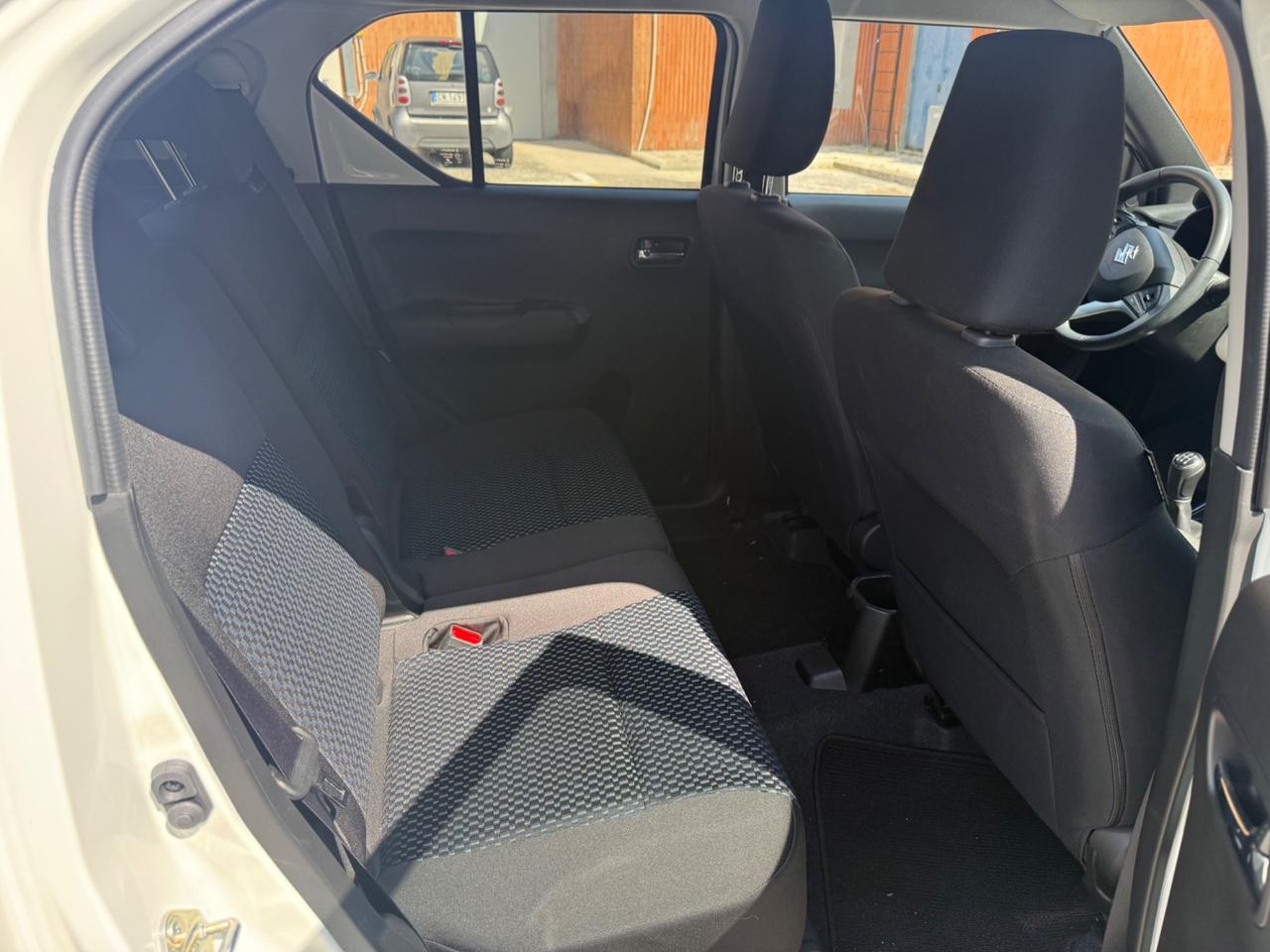 Suzuki Ignis 1.2 Hybrid Top