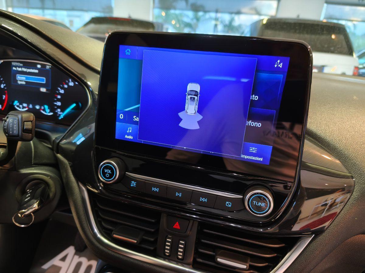 FORD Puma 1.0 EcoBoost Hybid Titanium